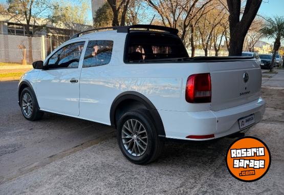 Utilitarios - Volkswagen Saveiro Highline 2017 Nafta 134000Km - En Venta