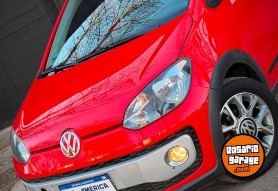 Autos - Volkswagen Up Cross 2017 Nafta 44850Km - En Venta