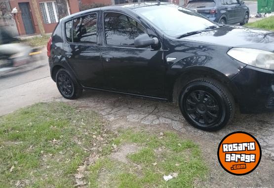 Autos - Renault Sandero 2011 GNC 160000Km - En Venta