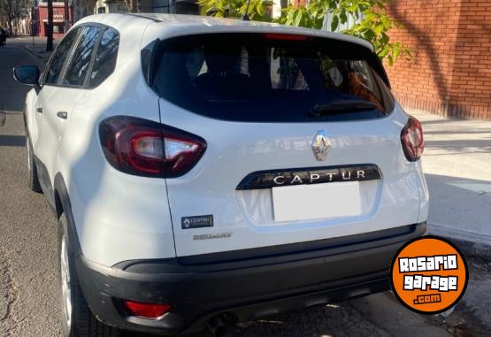 Autos - Renault Capture 2019 Nafta 75500Km - En Venta