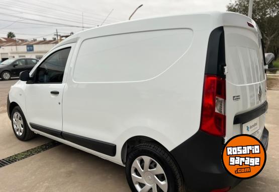 Utilitarios - Renault KANGOO EXPRESS CONFORT 2022 Nafta 65606Km - En Venta