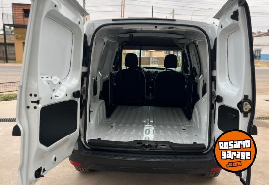 Utilitarios - Renault KANGOO EXPRESS CONFORT 2022 Nafta 65606Km - En Venta