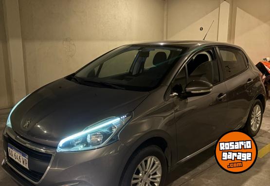 Autos - Peugeot Peugeot 208 Allure 2016 Nafta 92000Km - En Venta