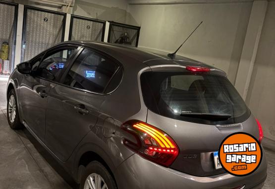 Autos - Peugeot Peugeot 208 Allure 2016 Nafta 92000Km - En Venta