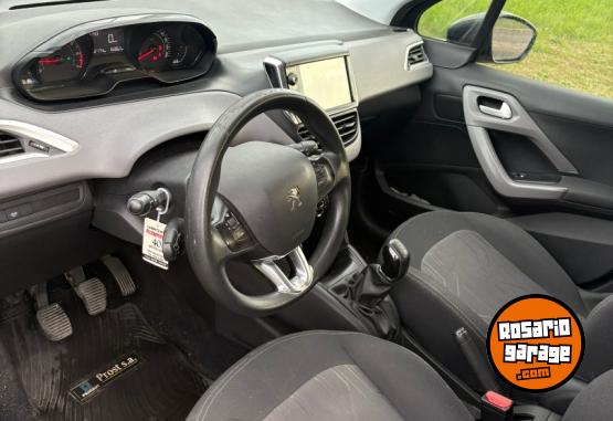 Autos - Peugeot Peugeot 208 Allure 2016 Nafta 92000Km - En Venta