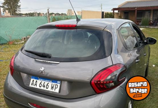 Autos - Peugeot Peugeot 208 Allure 2016 Nafta 92000Km - En Venta