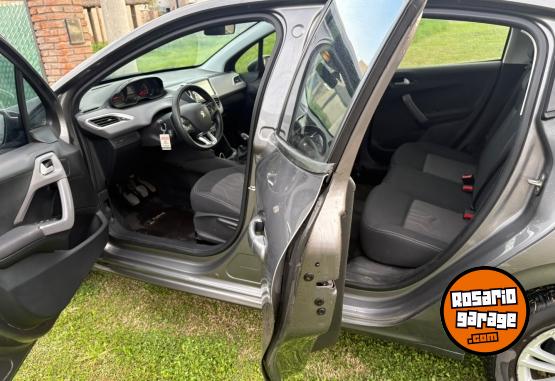 Autos - Peugeot Peugeot 208 Allure 2016 Nafta 92000Km - En Venta