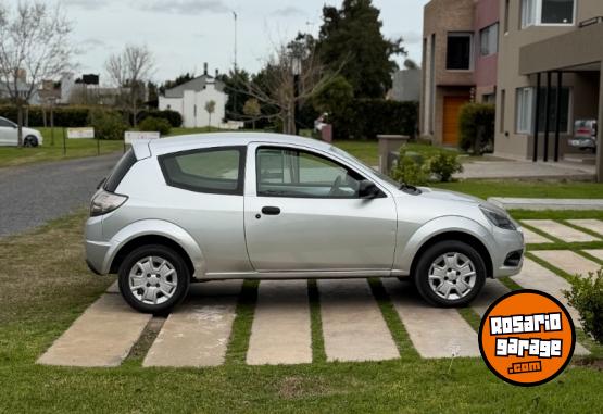 Autos - Ford Ka viral Plus 2013 Nafta 100000Km - En Venta