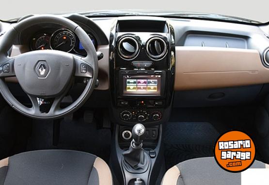 Autos - Renault DUSTER 4X4 2017 Nafta 80000Km - En Venta