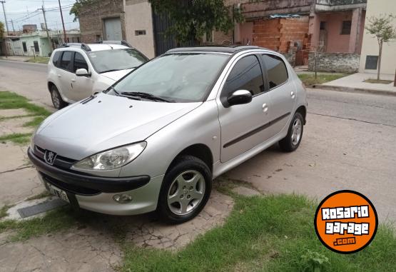 Autos - Peugeot 206 2005 Diesel 190000Km - En Venta