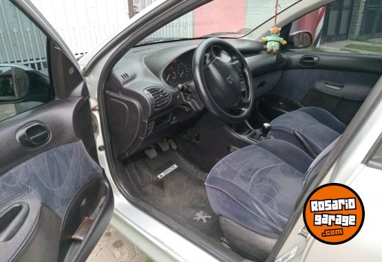 Autos - Peugeot 206 2005 Diesel 190000Km - En Venta