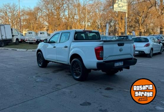 Camionetas - Nissan Frontier 2023 Diesel 85000Km - En Venta