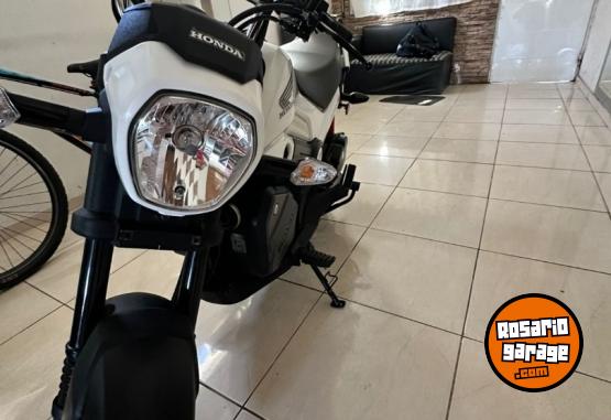 Motos - Honda Navi 2024 Nafta 1200Km - En Venta