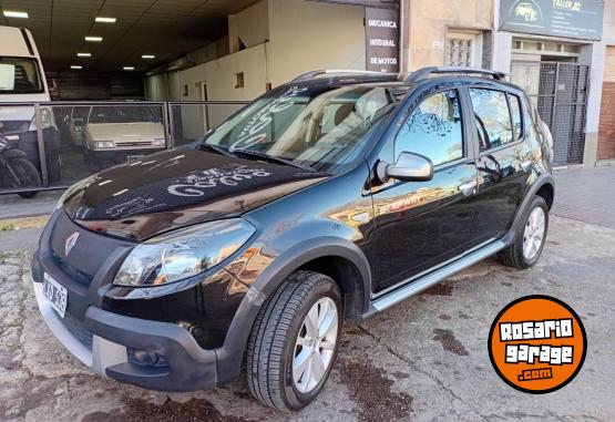 Autos - Renault Sandero stepway 2012 Nafta 131000Km - En Venta