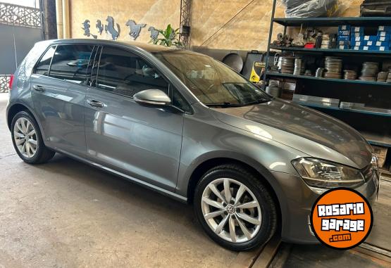 Autos - Volkswagen Golf 2016 Nafta 160000Km - En Venta