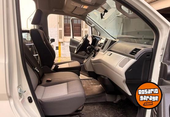 Utilitarios - Toyota Hiace 2023 Diesel 10700Km - En Venta