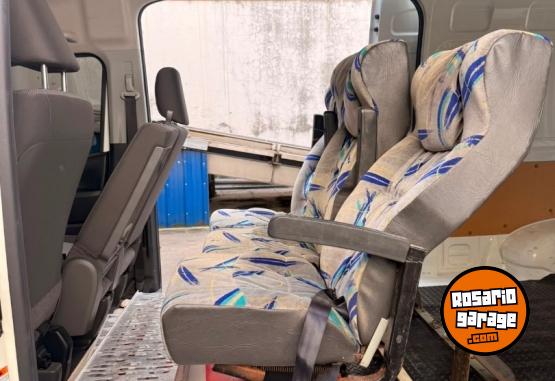 Utilitarios - Toyota Hiace 2023 Diesel 10700Km - En Venta