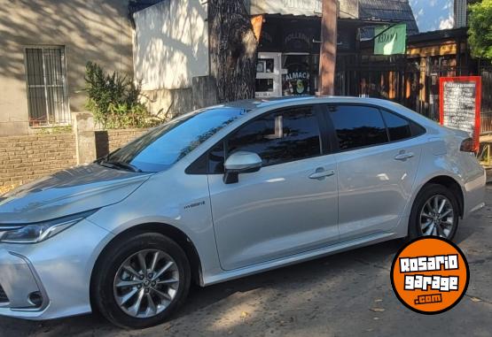 Autos - Toyota Toyota Corolla XEI Hybrid 2023 Electrico / Hibrido 113000Km - En Venta