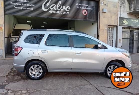 Autos - Chevrolet Spin ltz 7 asientos 2017 Nafta 130000Km - En Venta