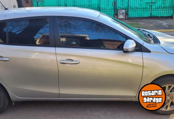 Autos - Toyota Yaris XLS 2023 Nafta 47000Km - En Venta
