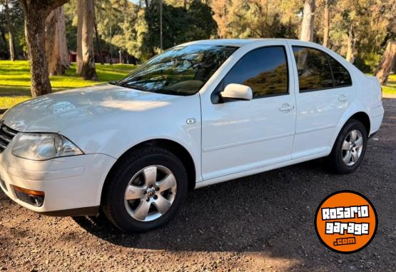 Autos - Volkswagen BORA 2011 Nafta 134538Km - En Venta