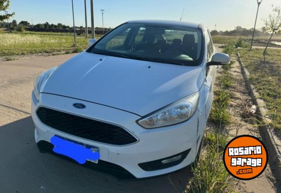 Autos - Ford Focus 2016 Nafta 175000Km - En Venta