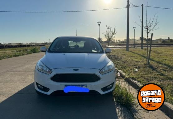 Autos - Ford Focus 2016 Nafta 175000Km - En Venta