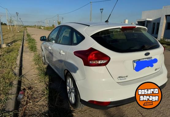 Autos - Ford Focus 2016 Nafta 175000Km - En Venta