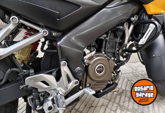 Motos - Bajaj Rouser 200 2014 Nafta 8500Km - En Venta