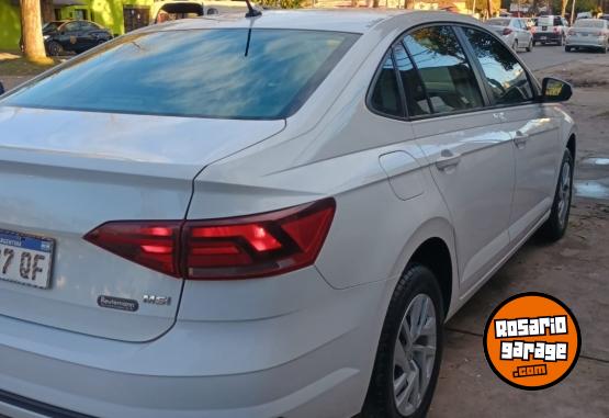 Autos - Volkswagen virtus 1.6 msi manual 2020 Nafta 82000Km - En Venta