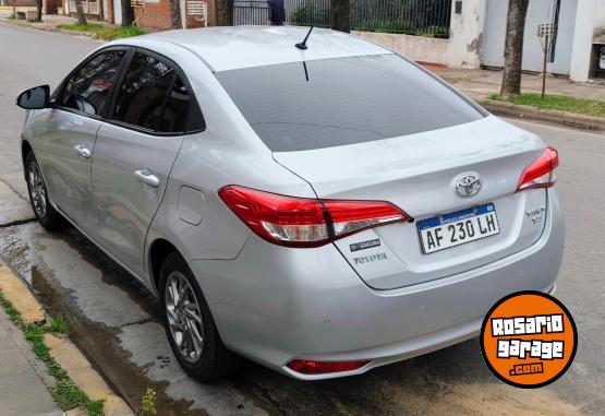 Autos - Toyota yaris xls cvt sedan 2022 Nafta 29500Km - En Venta