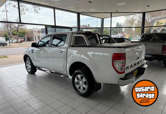 Camionetas - Ford Ranger XLT 2023 Nafta 42000Km - En Venta