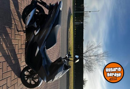 Motos - Honda Pcx 2020 Nafta 8400Km - En Venta