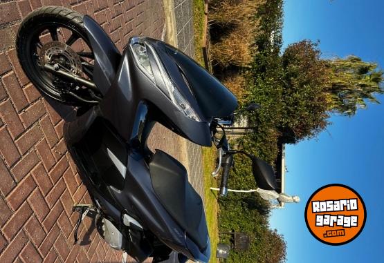 Motos - Honda Pcx 2020 Nafta 8400Km - En Venta