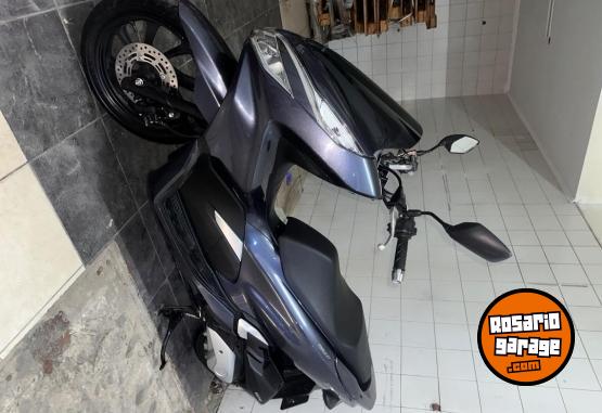 Motos - Honda Pcx 2020 Nafta 8400Km - En Venta
