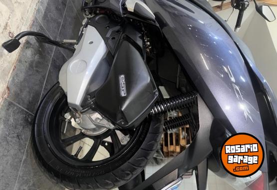 Motos - Honda Pcx 2020 Nafta 8400Km - En Venta