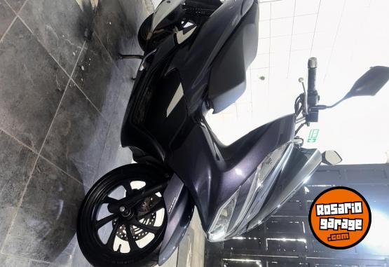Motos - Honda Pcx 2020 Nafta 8400Km - En Venta