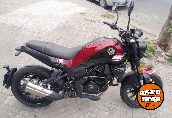 Motos - Benelli Leoncino 250 2024 Nafta 9000Km - En Venta