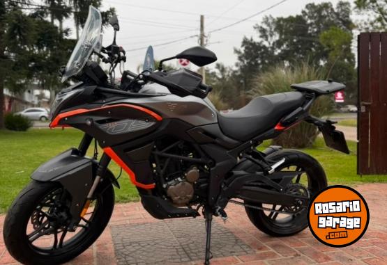 Motos - Voge DS 300 2024 Nafta 14000Km - En Venta