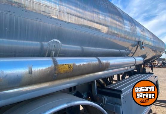 Camiones y Grúas - SEMI TANQUE DE ALUMINIO INDECAR 3 EJES EN TANDEM MOD 2015 - En Venta