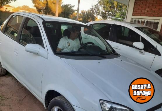 Autos - Chevrolet Classic 2014 GNC 161000Km - En Venta