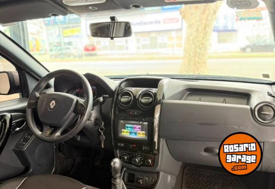 Camionetas - Renault Duster Oroch Outsider 2.0 2021 Nafta 120000Km - En Venta