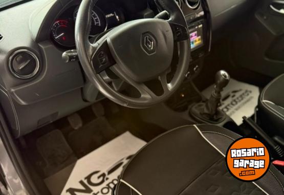 Camionetas - Renault Duster Oroch Outsider 2.0 2021 Nafta 120000Km - En Venta