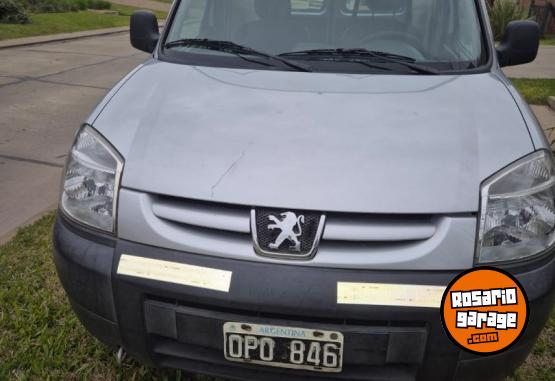 Utilitarios - Peugeot PARTNER 2015 Nafta 140000Km - En Venta