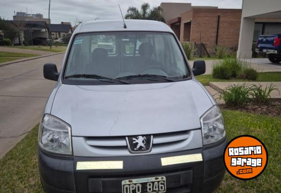 Utilitarios - Peugeot PARTNER 2015 Nafta 140000Km - En Venta
