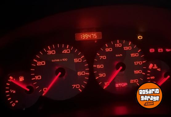 Utilitarios - Peugeot PARTNER 2015 Nafta 140000Km - En Venta