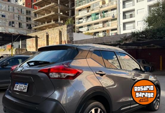 Autos - Nissan Kick advance autom�tica 2018 Nafta 120000Km - En Venta