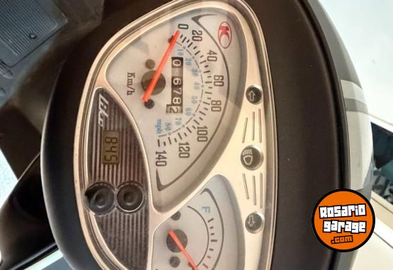 Motos - Kymco Like 2023 Nafta 6700Km - En Venta