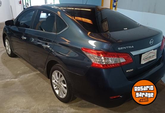 Autos - Nissan Sentra 2015 Nafta 130000Km - En Venta