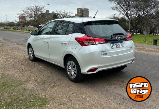 Autos - Toyota Yaris 1.5 107Cv Xs Cvt 2024 Nafta 10000Km - En Venta
